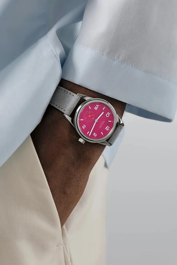 nomos_club_campus_deep_pink_711_img1