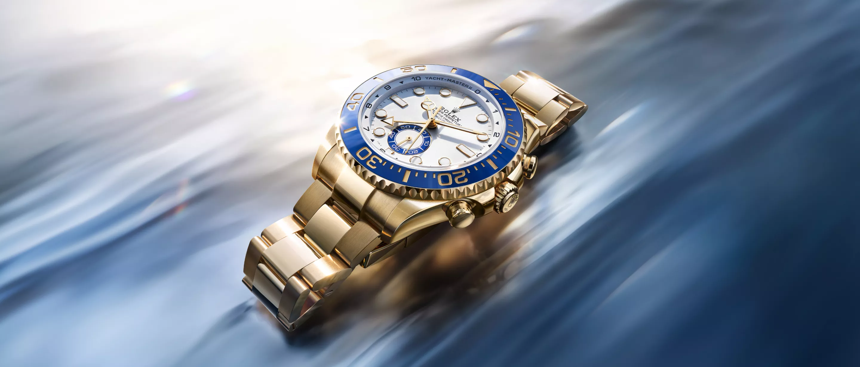 2026-the-yacht-master-II-yellow-gold-ambiance-m126688-0001-landscape