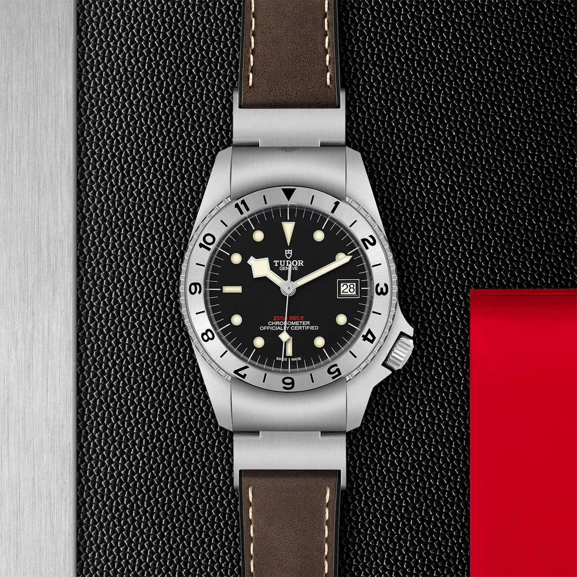 malalan-tudor-black-bay-p01-watch-M70150-0001-IMG2