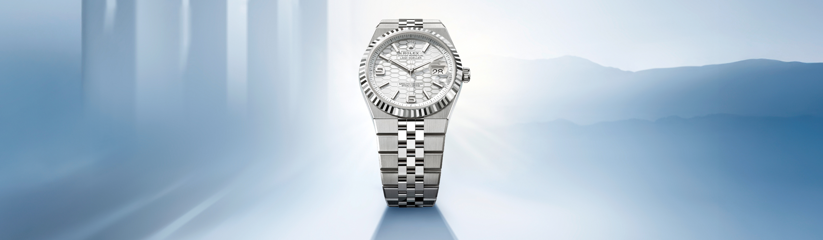 rolex-the-land-dweller-cover_m127334-0001_2503stojan_001-landscape
