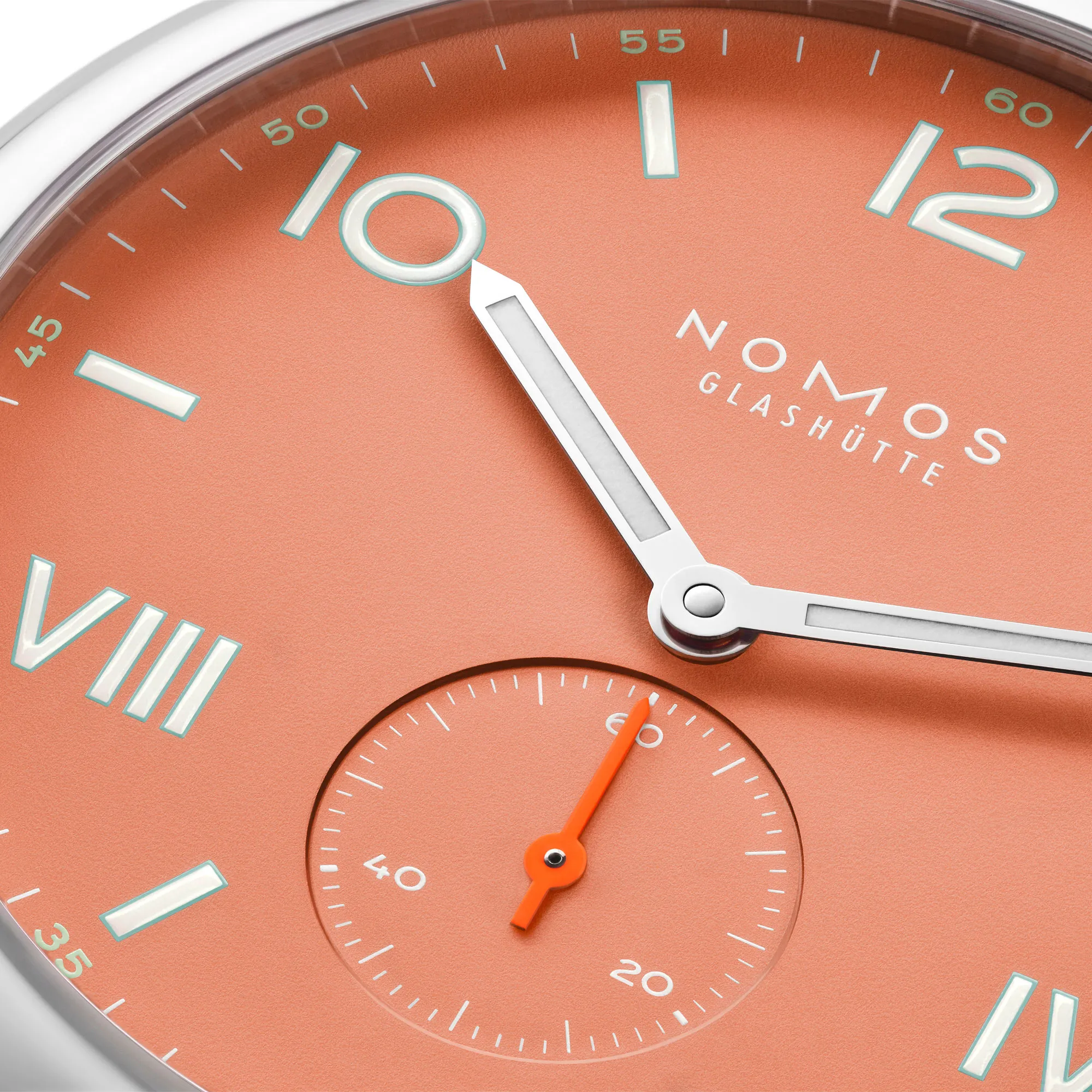 malalan-nomos-glashutte-lub-campus-38-cream-coral-watch-725-IMG4