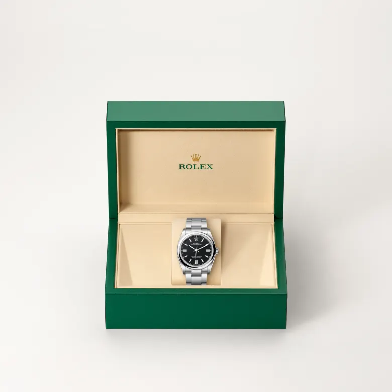 Rolex Oyster Perpetual 36 Oyster, 36 mm, Oystersteel, Domed m126000-0014 at Malalan.webp