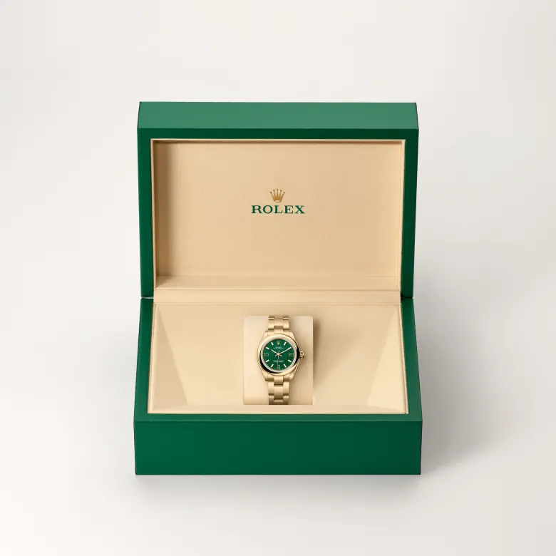 Rolex Oyster Perpetual 28 Oyster, 28 mm, yellow gold, Domed m276208-0002 at Malalan.webp