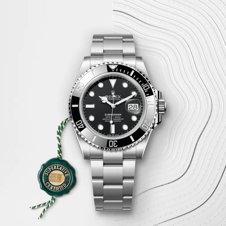 Rolex Submariner Date Oyster, 41 mm, Oystersteel jeklo, Enosmerno vrtljiv in na praske odporen Cerachrom črn keramični vložek s 60-minutnim zapisom, številke in oznake prevlečene s platino m126610ln-0001 pri Malalanu.webp