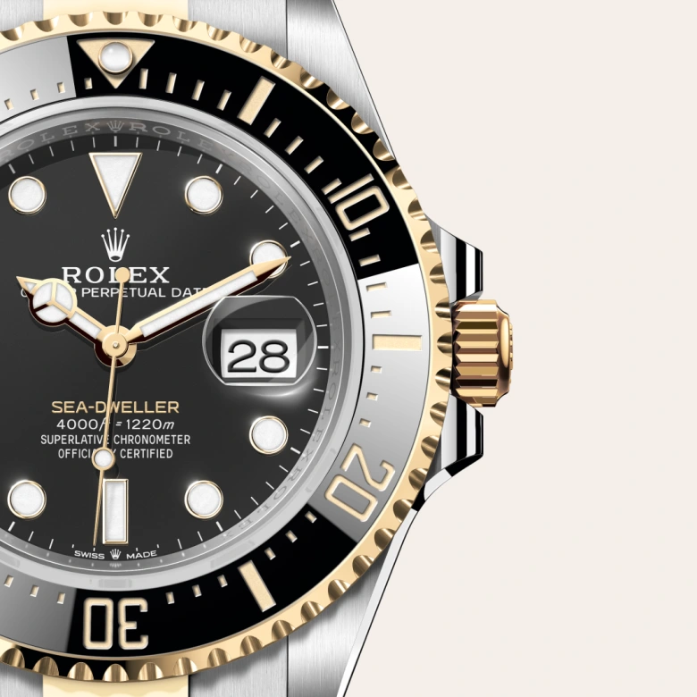 Rolex Sea-Dweller Oyster, 43 mm, Oystersteel and yellow gold, Unidirectional rotatable 60-minute graduated, scratch-resistant Cerachrom insert in black ceramic, numerals and graduations coated in gold m126603-0001 at Malalan.webp