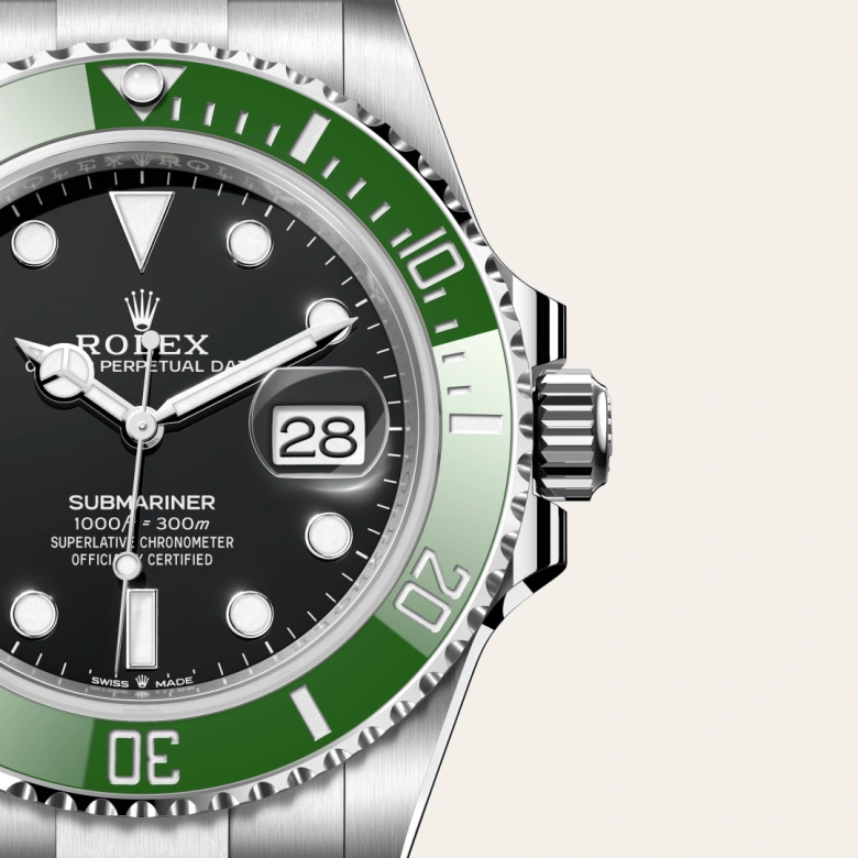Rolex Submariner Date Oyster, 41 mm, Oystersteel jeklo, Enosmerno vrtljiv in na praske odporen Cerachrom zelen keramični vložek s 60-minutnim zapisom, številke in oznake prevlečene s platino m126610lv-0002 pri Malalanu.webp